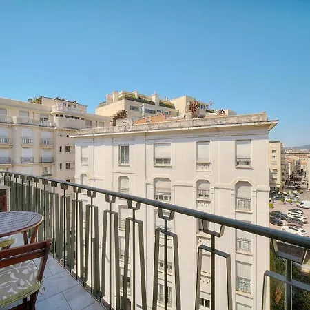 Ref 1477 - For Rent * Cannes